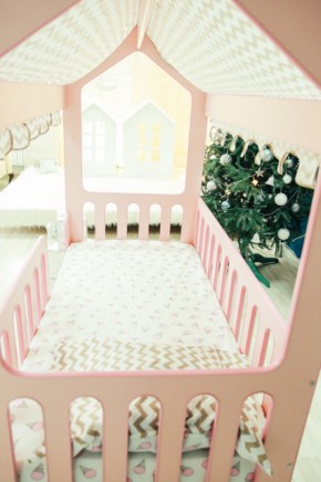 Кроватка-домик без ящика 800*1600 (Розовый) в Качканаре - kachkanar.mebel-e96.ru